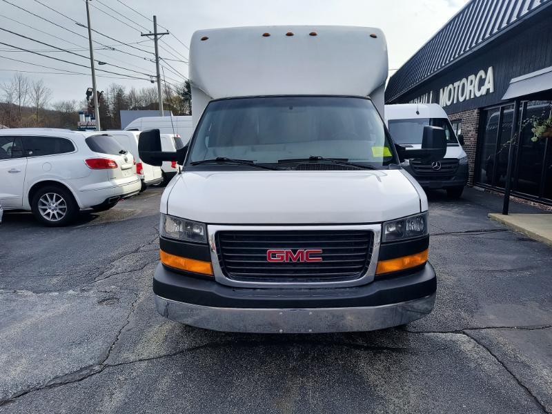 GMC Savana G3500 159 in. 2018
