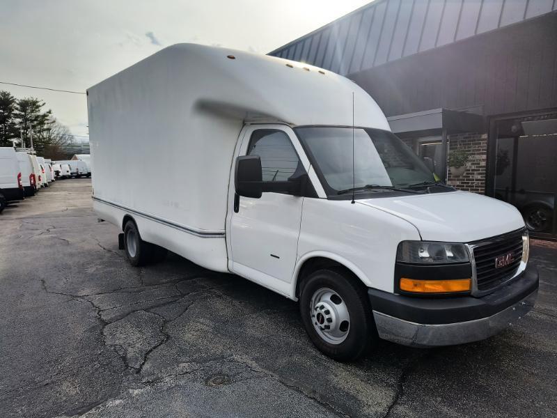 GMC Savana G3500 159 in. 2018