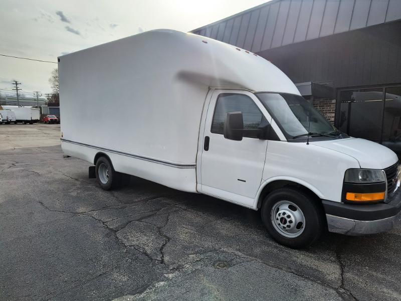 GMC Savana G3500 159 in. 2018