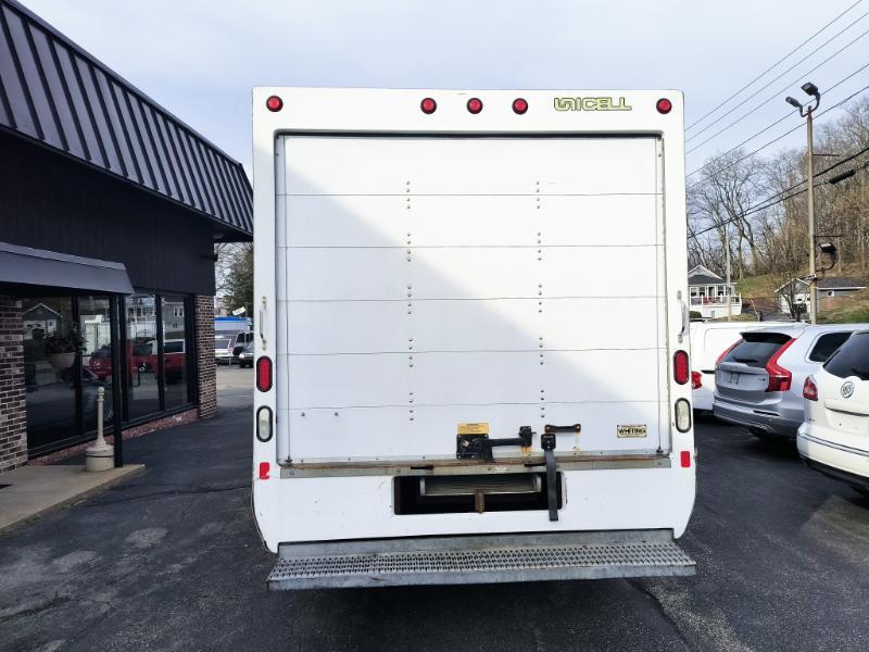 GMC Savana G3500 159 in. 2018