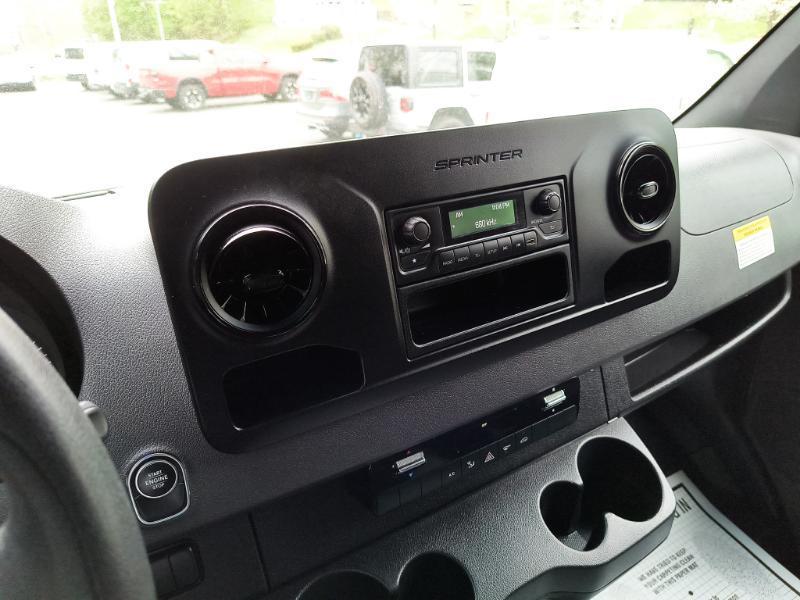 Mercedes-Benz Sprinter 1500 144-in. WB 2023