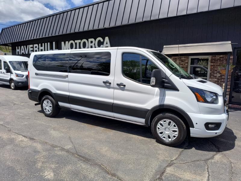 Ford Transit 350 Wagon Low Roof XL w/Sliding Pass. 148-in. WB 2024