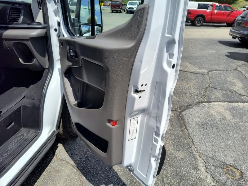 Ford Transit 350 Wagon Low Roof XL w/Sliding Pass. 148-in. WB 2024