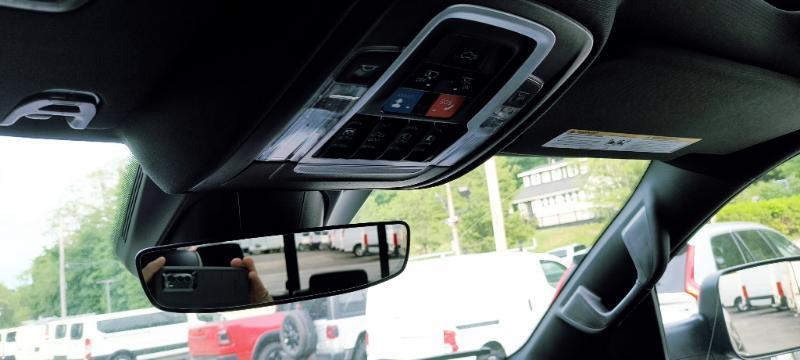 RAM 1500 Limited Crew Cab SWB 4WD 2020