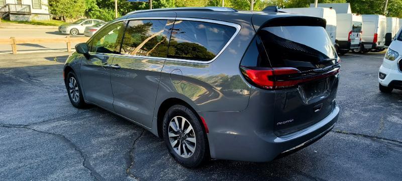 Chrysler Pacifica Hybrid Touring L 2021