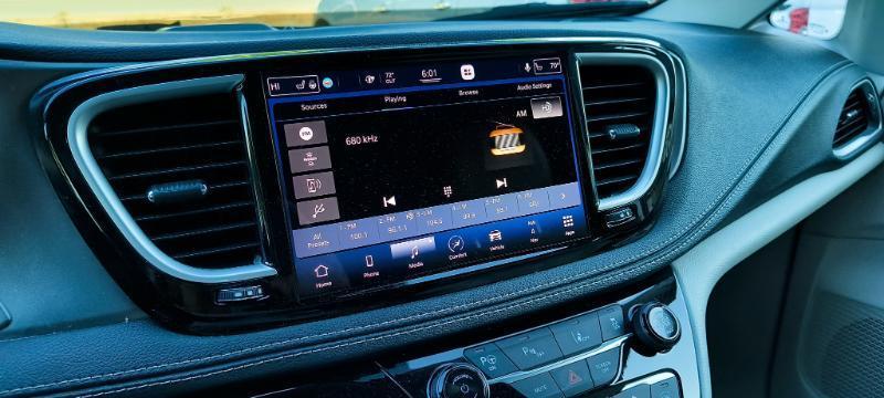 Chrysler Pacifica Hybrid Touring L 2021
