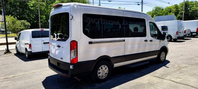 Ford Transit 350 Wagon Med. Roof XL w/Sliding Pass. 148-in. WB 2023