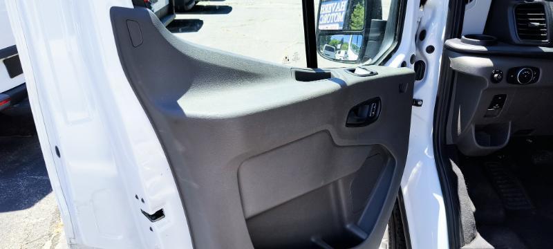 Ford Transit 350 Wagon Med. Roof XL w/Sliding Pass. 148-in. WB 2023