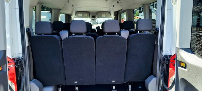 Ford Transit 350 Wagon Med. Roof XL w/Sliding Pass. 148-in. WB 2023