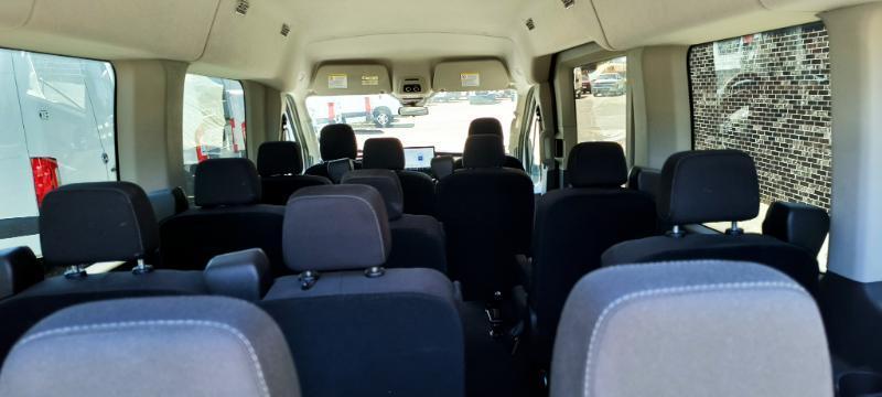Ford Transit 350 Wagon Med. Roof XL w/Sliding Pass. 148-in. WB 2023