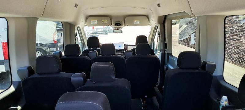 Ford Transit 350 Wagon Med. Roof XL w/Sliding Pass. 148-in. WB 2023