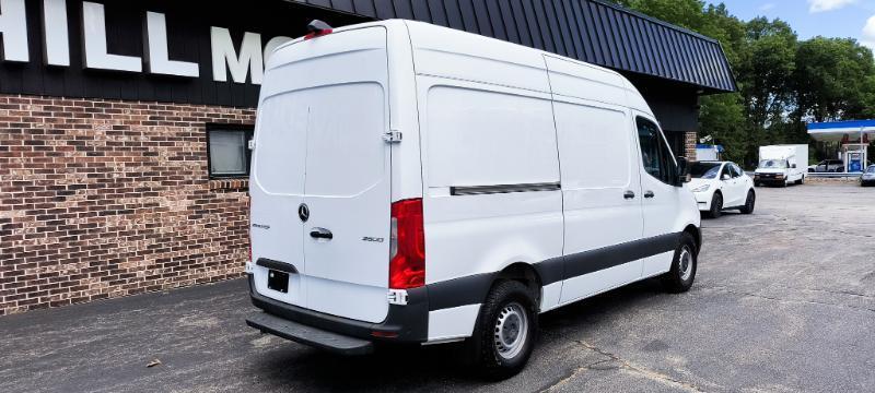 Mercedes-Benz Sprinter 2500 144-in. WB 2021