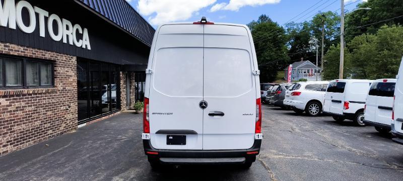 Mercedes-Benz Sprinter 2500 144-in. WB 2021