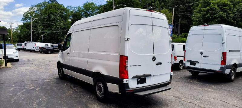 Mercedes-Benz Sprinter 2500 144-in. WB 2021