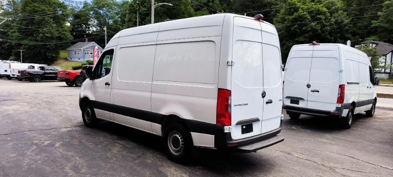 Mercedes-Benz Sprinter 2500 144-in. WB 2021