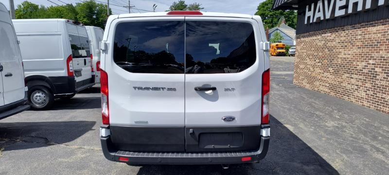 Ford Transit 350 Wagon Low Roof XL w/Sliding Pass. 148-in. WB 2023