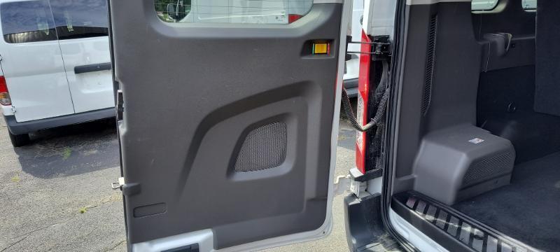 Ford Transit 350 Wagon Low Roof XL w/Sliding Pass. 148-in. WB 2023