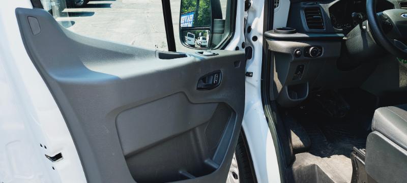 Ford Transit 250 Van 2025