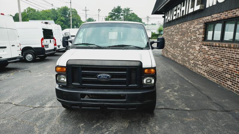 Ford Econoline E-250 2008