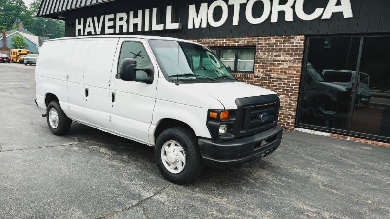Ford Econoline E-250 2008