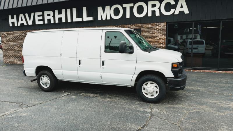 Ford Econoline E-250 2008