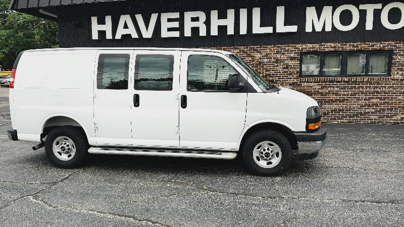 GMC Savana G2500 Cargo 2025