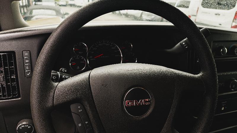 GMC Savana G2500 Cargo 2025