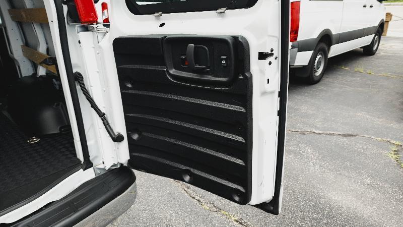 GMC Savana G2500 Cargo 2025