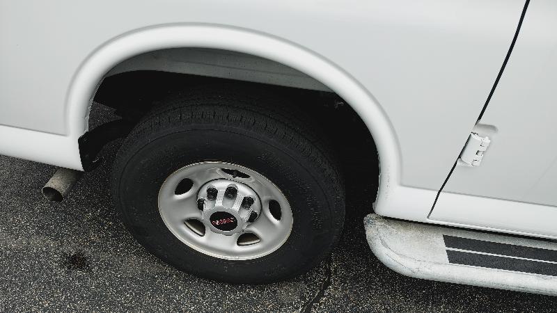 GMC Savana G2500 Cargo 2025