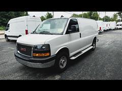 2025 GMC Savana 