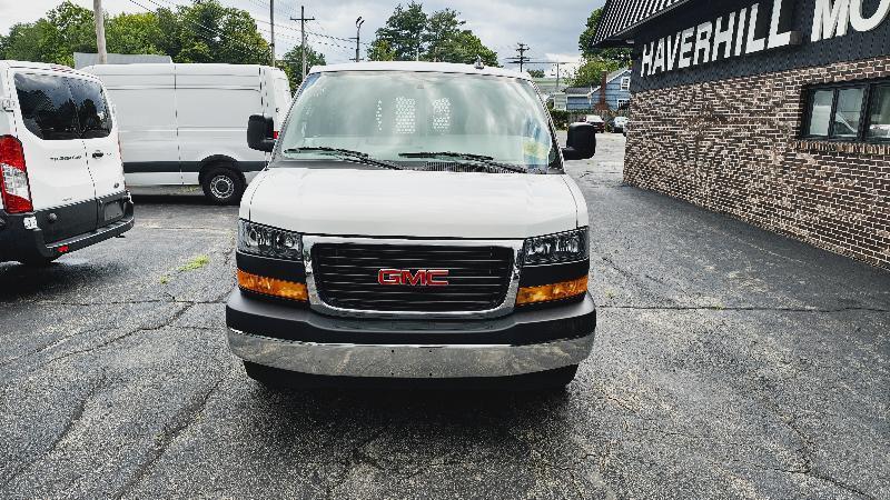 GMC Savana G2500 Cargo 2025