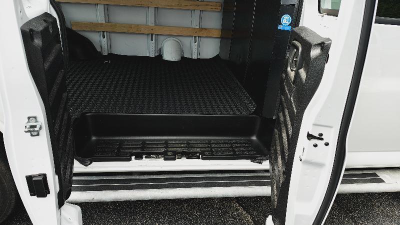 GMC Savana G2500 Cargo 2025