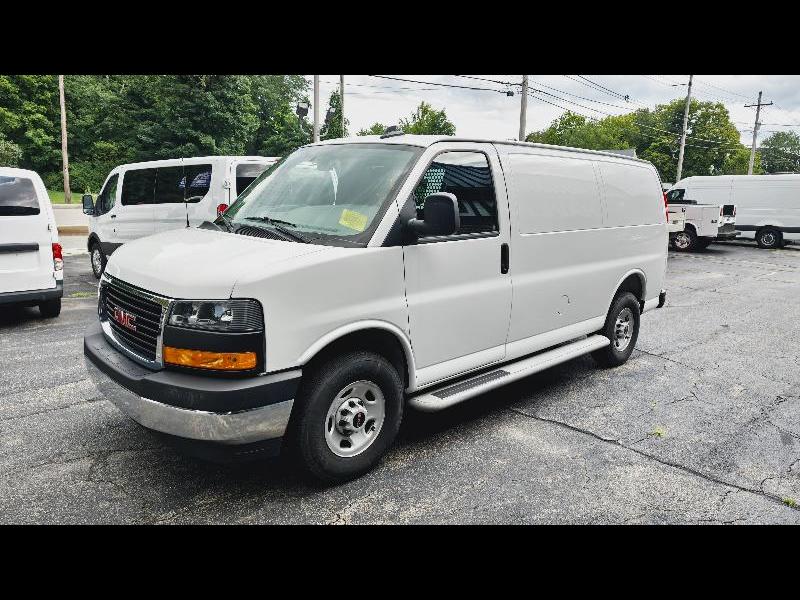 2025 GMC Savana Cargo Work Van