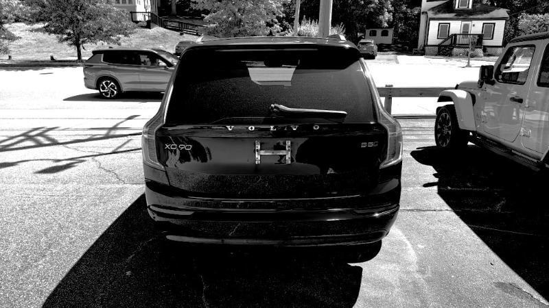 Volvo XC90 B5 Core 2023