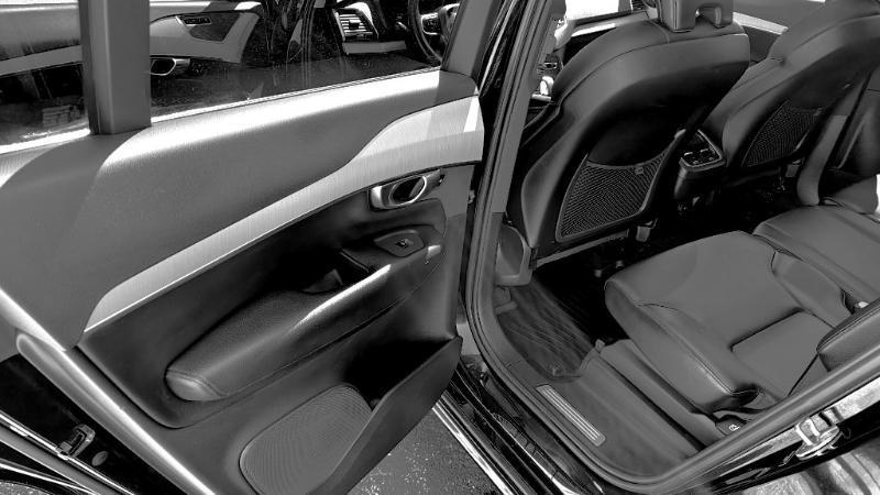Volvo XC90 B5 Core 2023
