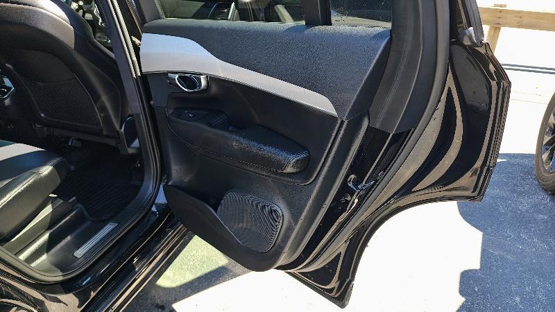 Volvo XC90 B5 Core 2023