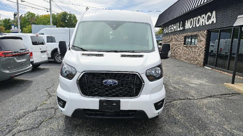 Ford Transit 350 Wagon Med. Roof XLT w/Sliding Pass. 148-in. WB 2025