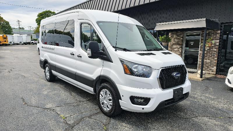 Ford Transit 350 Wagon Med. Roof XLT w/Sliding Pass. 148-in. WB 2025