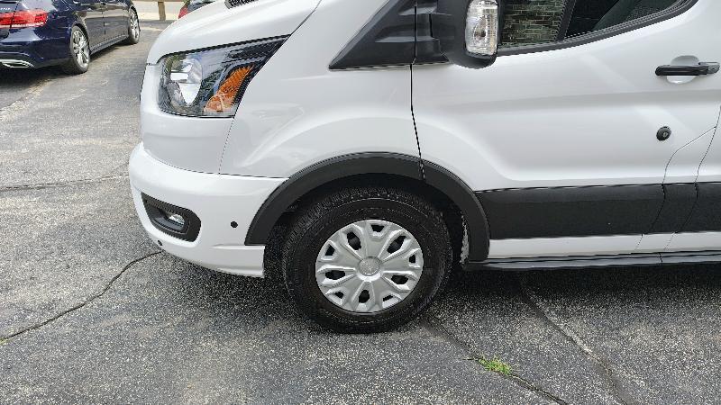 Ford Transit 350 Wagon Med. Roof XLT w/Sliding Pass. 148-in. WB 2025