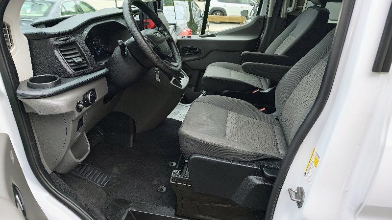 Ford Transit 350 Wagon Med. Roof XLT w/Sliding Pass. 148-in. WB 2025