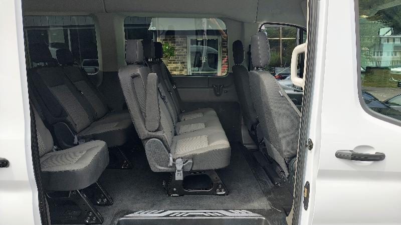 Ford Transit 350 Wagon Med. Roof XLT w/Sliding Pass. 148-in. WB 2025
