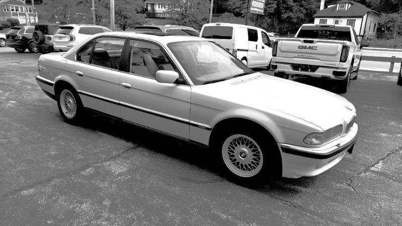 BMW 7-Series 740i 1997