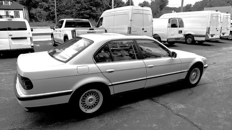 BMW 7-Series 740i 1997