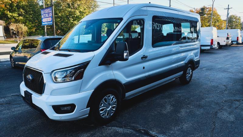 Ford Transit 350 Wagon Med. Roof XL w/Sliding Pass. 148-in. WB 2023