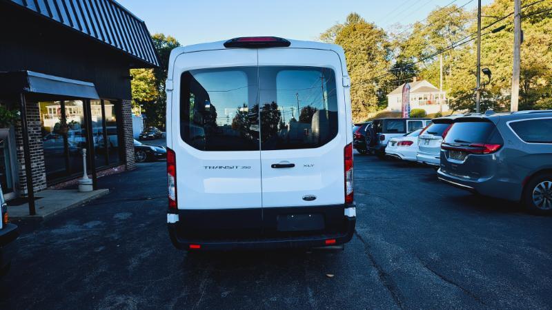 Ford Transit 350 Wagon Med. Roof XL w/Sliding Pass. 148-in. WB 2023
