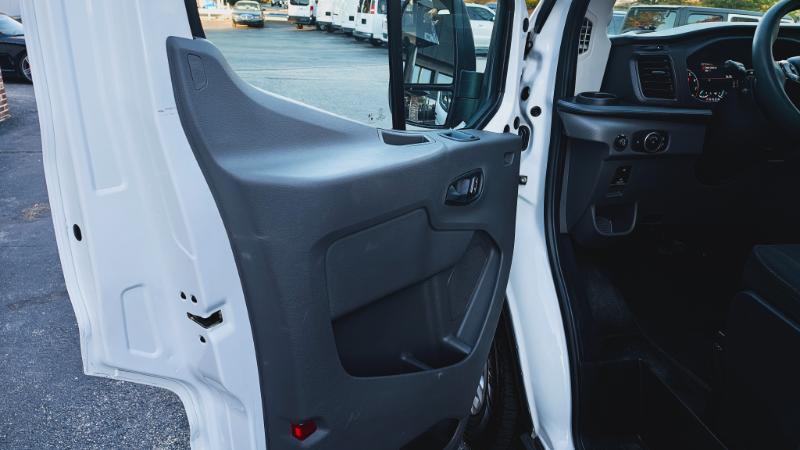 Ford Transit 350 Wagon Med. Roof XL w/Sliding Pass. 148-in. WB 2023