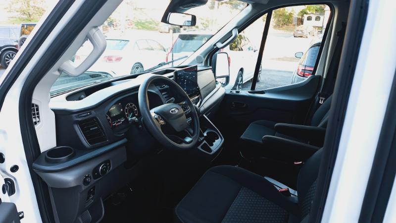 Ford Transit 350 Wagon Med. Roof XL w/Sliding Pass. 148-in. WB 2023