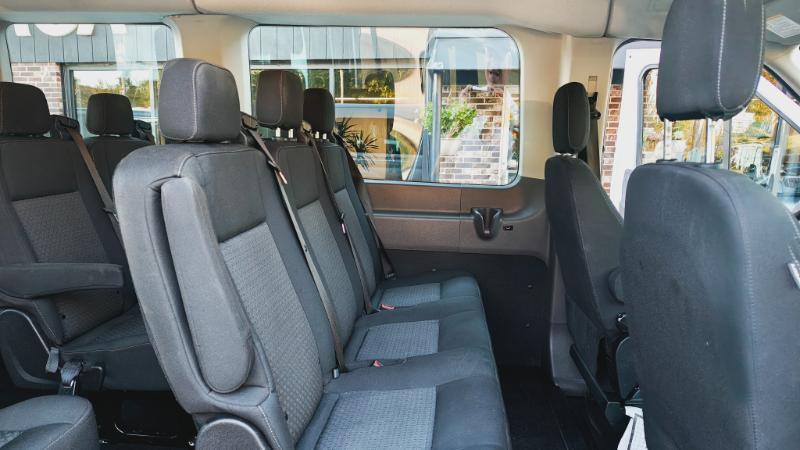 Ford Transit 350 Wagon Med. Roof XL w/Sliding Pass. 148-in. WB 2023