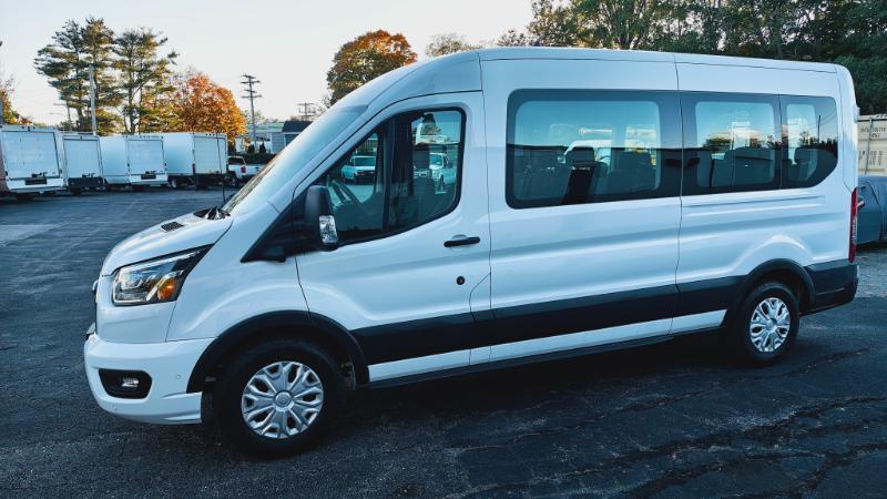 Ford Transit 350 Wagon Med. Roof XL w/Sliding Pass. 148-in. WB 2023