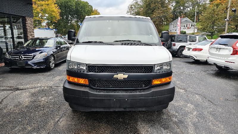 2022 Chevrolet Express Passenger LS
